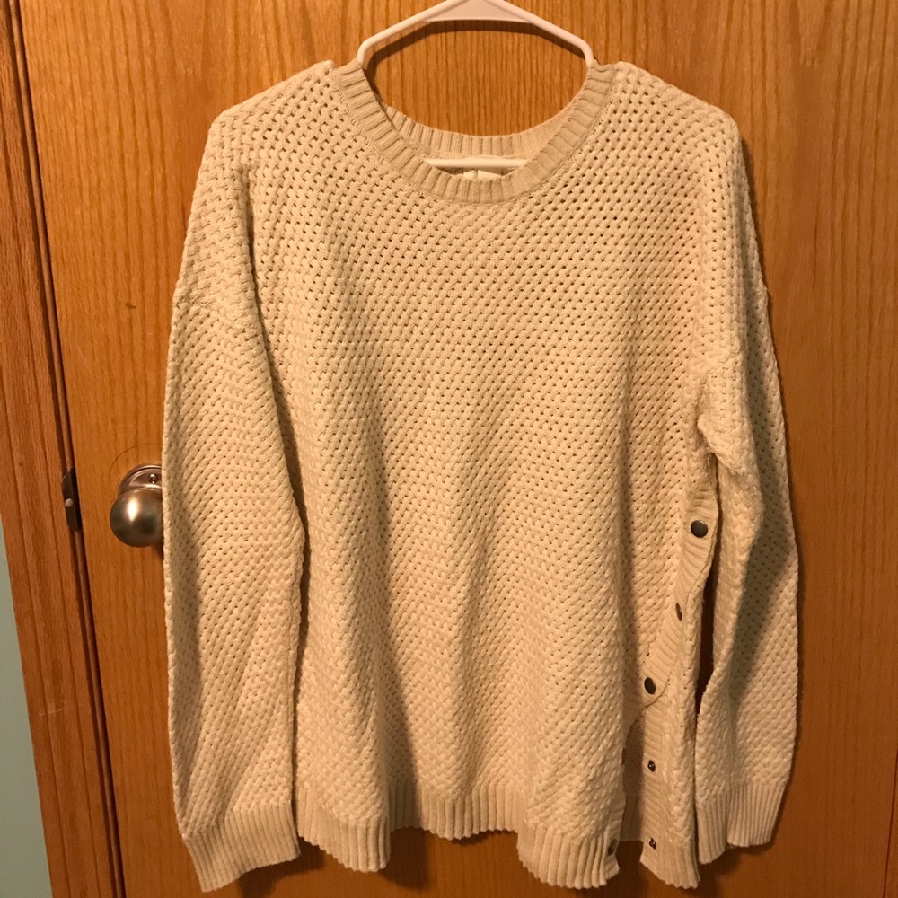 Women’s Extra Large Cream Sweater